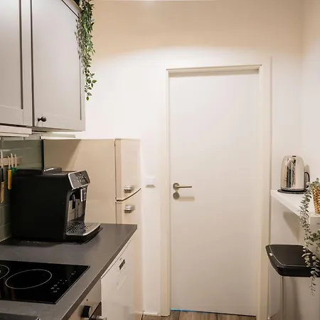 Luxury At Rosenthaler Platz *